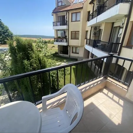 Oasis By Kamchia Apartament *